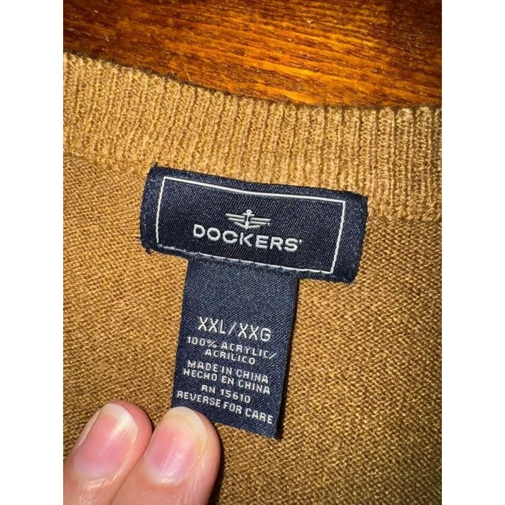 Dockers Men's Size XXL Pullover Crew Neck Sweater Tan Yellow Striped Soft Preppy